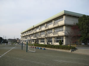 久喜北小学校の校舎