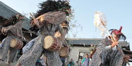 写真：除堀の獅子舞