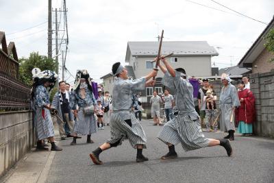 写真：吉羽天神社の獅子舞3