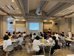 写真：講習会会場後方から