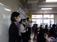 写真：ICT推進校を視察