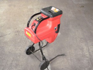 写真：貸出用剪定枝葉破砕機