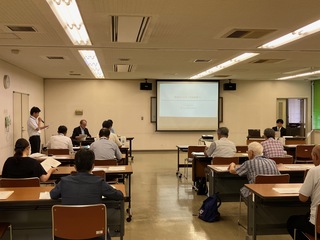 写真:令和6年度久喜市環境推進協議会全体会での会場の様: