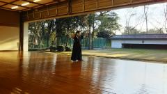 写真：大垣朋子さんの納射