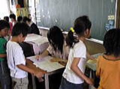 写真： 久喜小学校のサマー教室