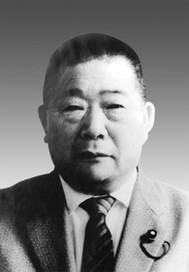写真：遠藤　長一郎