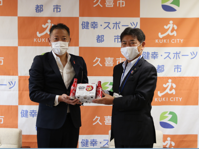 写真:市川統括部長様と梅田市長