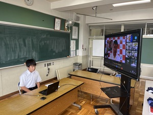 写真:鷲宮東中学校での実施風景5