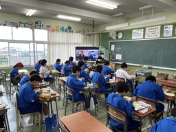 写真：栗橋東中学校での実施風景3