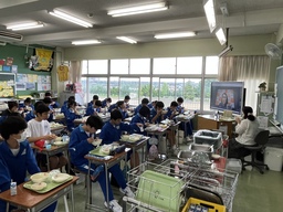 写真：栗橋東中学校での実施風景5