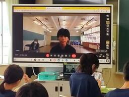 写真:鷲宮中学校での実施風景2