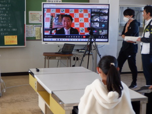 写真：桜田小学校での実施風景1