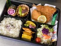 写真：和食kitchen だい浜　松花堂弁当1