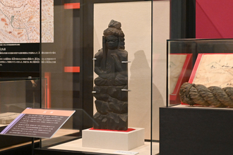 写真：常設展　近世　円空仏（複製）
