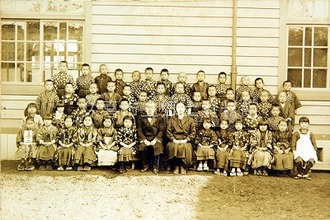 写真：久喜尋常小学校の生徒