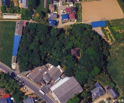 写真：天王山塚古墳(上空から)