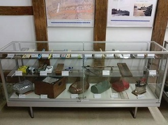 写真：向う蔵内展示1