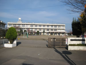 写真：江面小学校の校舎
