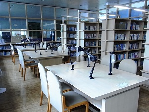 写真：図書室