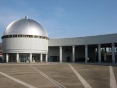 写真：久喜総合文化会館の写真を掲載しています。