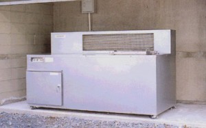 写真：業務用生ごみ処理機