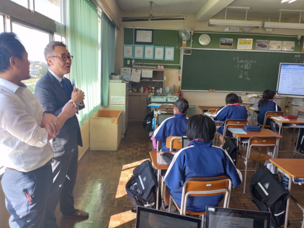 写真：北海道教育庁からの視察