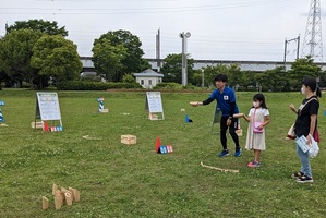 写真:モルック体験中
