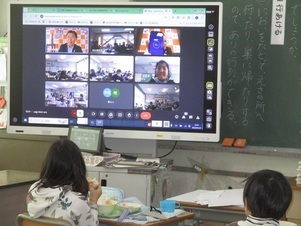 青葉小学校での実施風景1