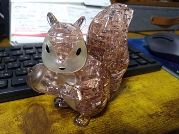 リスのクリスタルパズルの写真