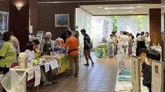 写真:物品販売の様子