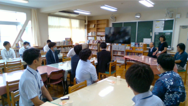 視察の様子