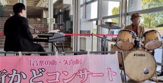 画像：西﨑俊典、東川慎