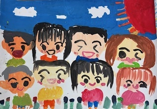 「家族の笑顔」の画像