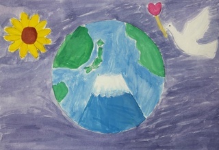 「ひまわりとはとがまもる地球」の画像